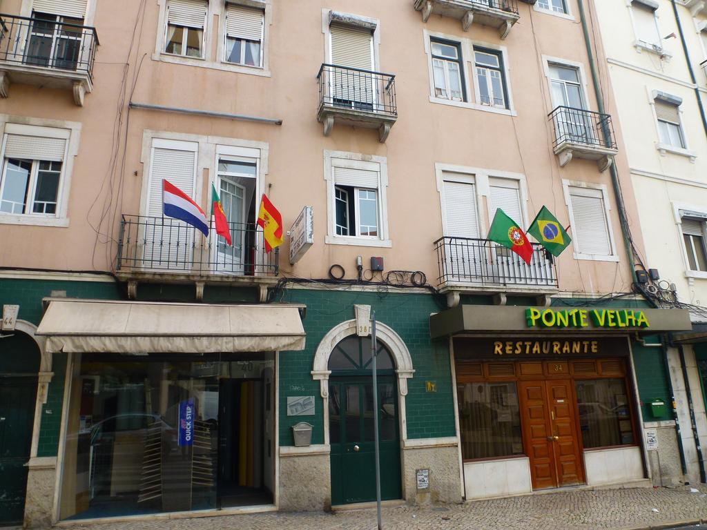 Hospedaria D. Damelio Lisbon Exterior photo